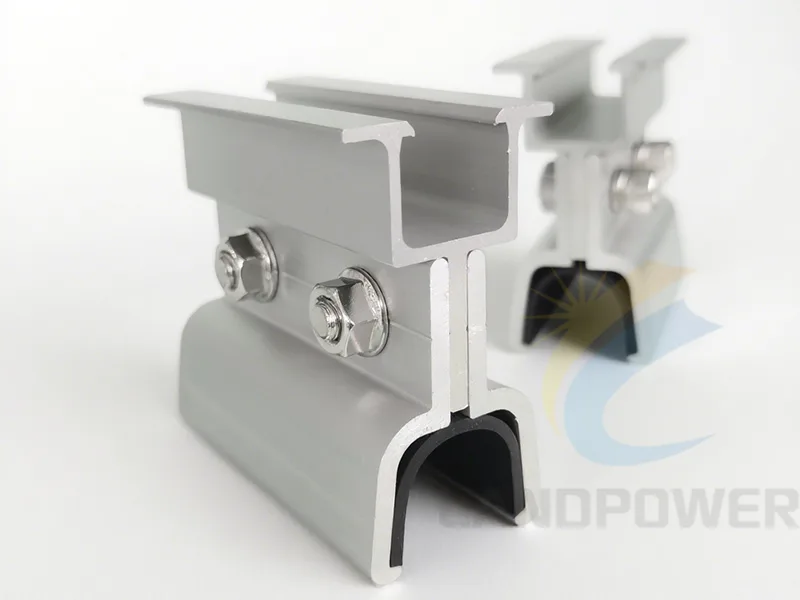 Klip Lok 700 interface
